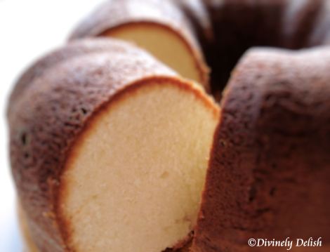 Elvis' Favorite Pound Cake DSC03751_copyrighted