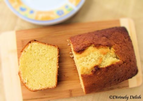 IMG_0672_pound cake top view copyrighted