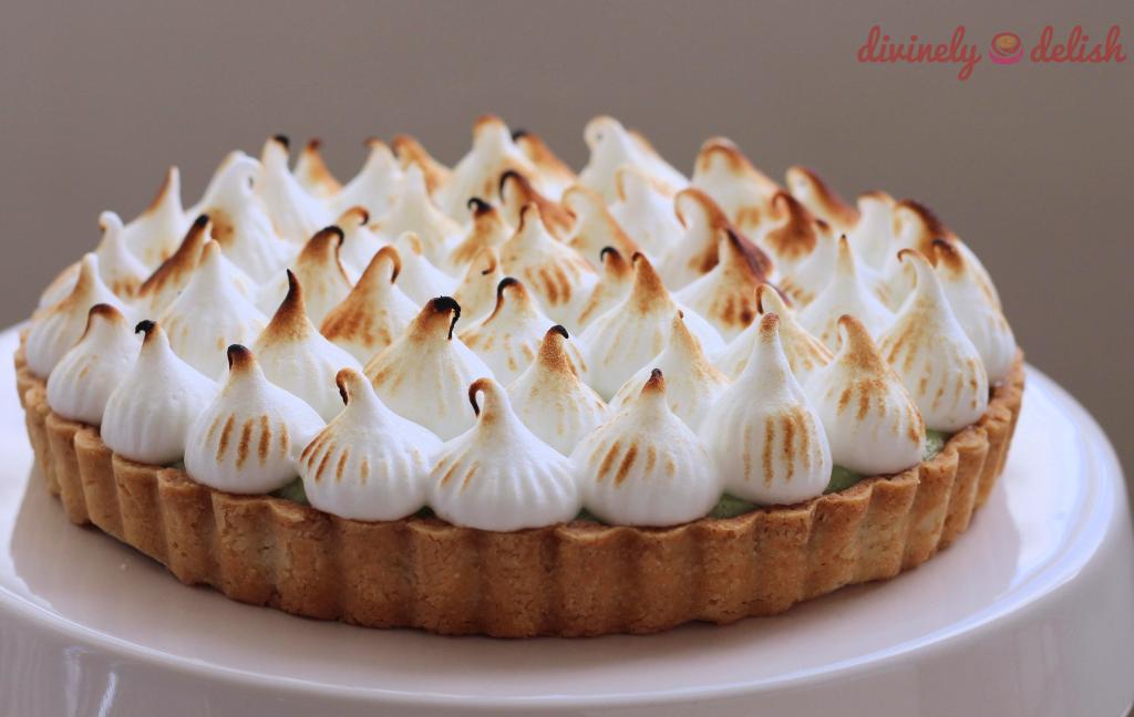 Pandan Custard Meringue Tart