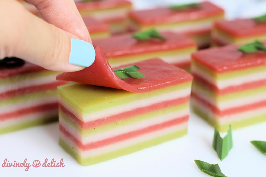Kuih Lapis (Steamed Layer Cake)