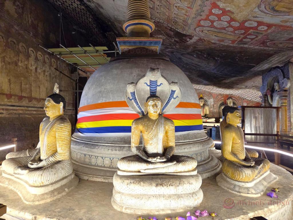 Dambulla Cave Temple