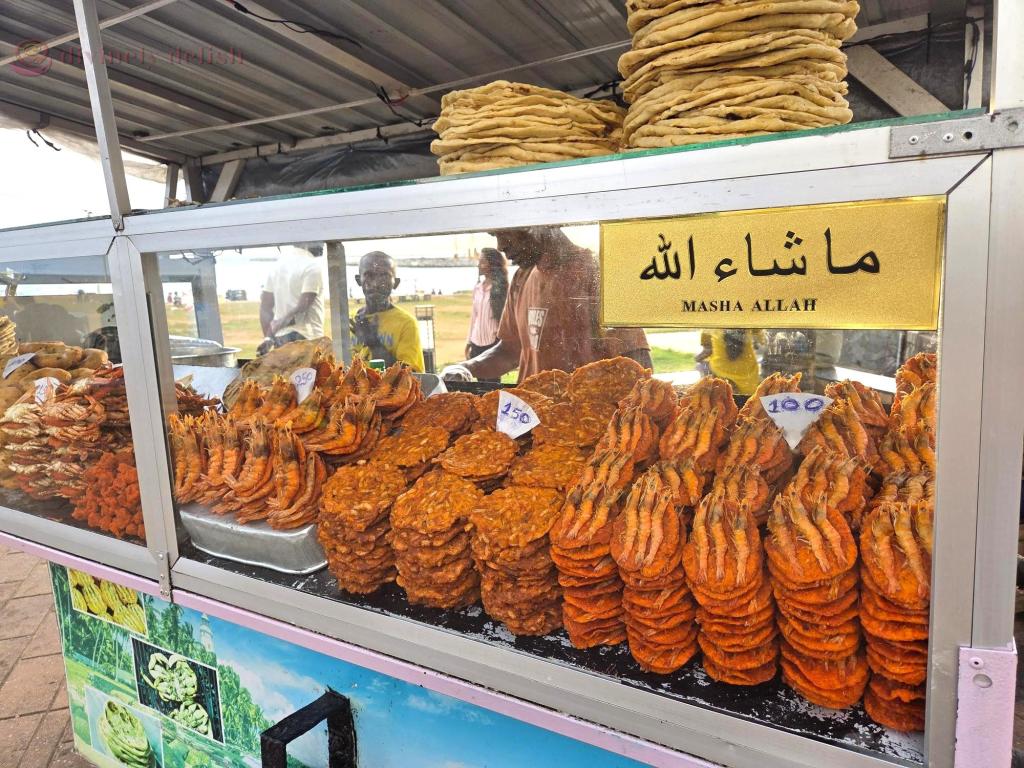 Food vendor at Galle Face Green